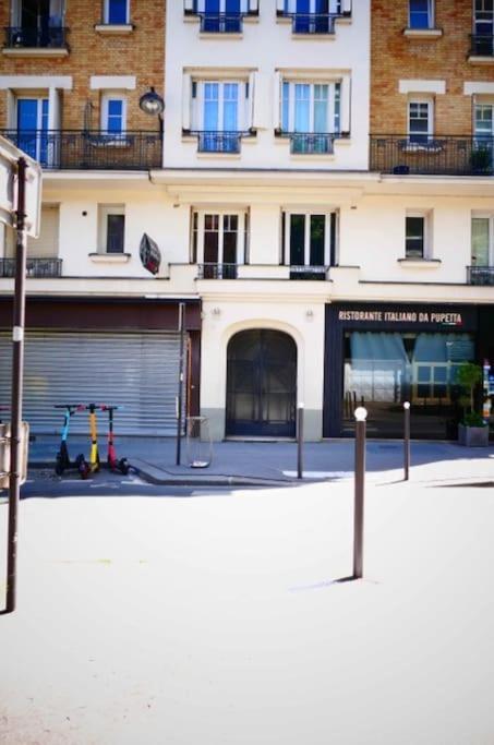 Charmant Studio Parisien Au Coeur Du 15E Arrondissement Esterno foto